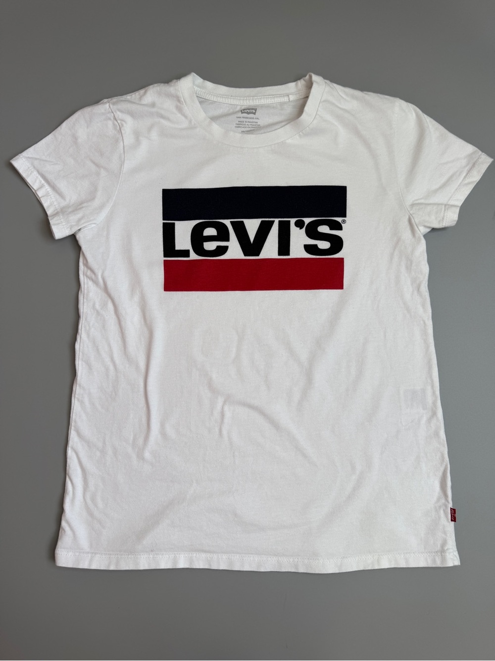 Levi's White Tee with Navy Chest Panel